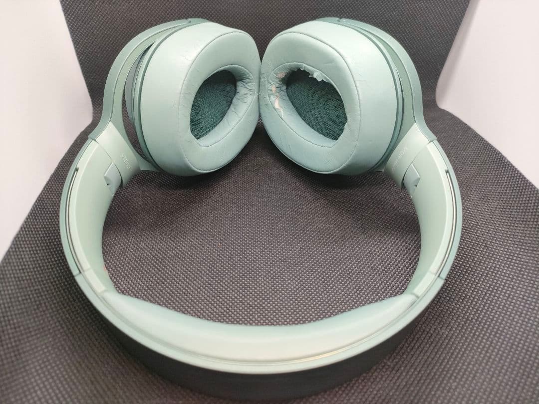 ソニー ヘッドホン h.ear on 2 MDR-H600A　イヤパッド他