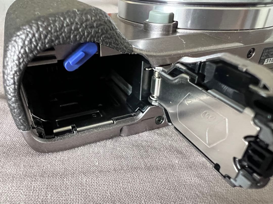 ちゃーちゃん。専用 SONY α 5100 ミラーレスカメラ E ダブルレンズ