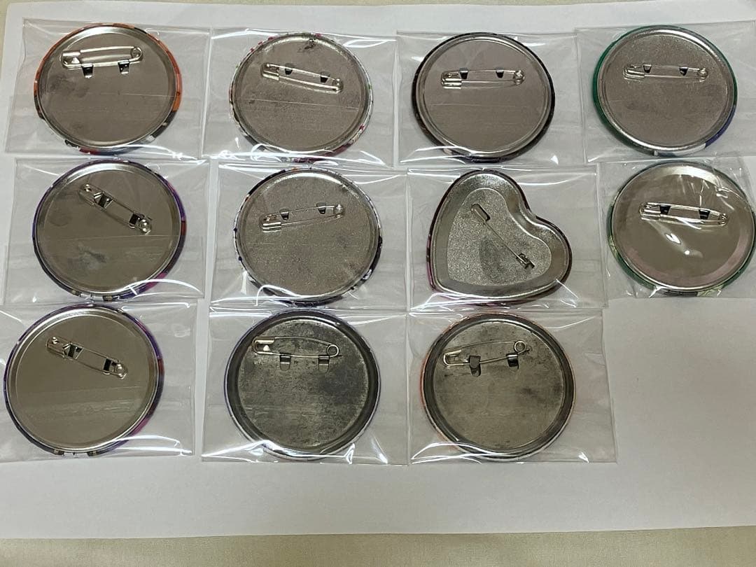 殺戮の天使　缶バッジ7点セット　エディ　キャシー　ダニー　グレイ