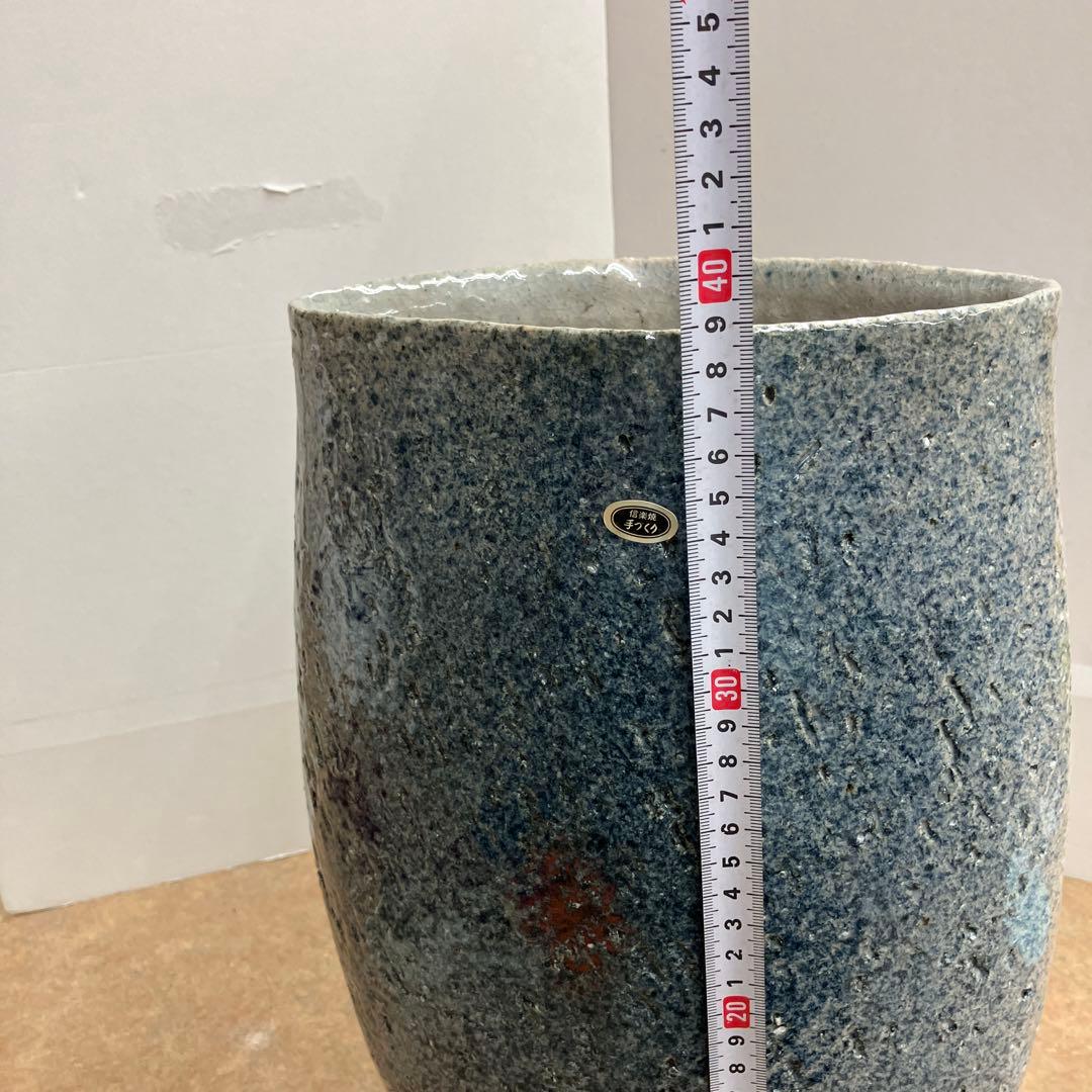 お値下げしました。信楽焼手造り花器吹藍楕円