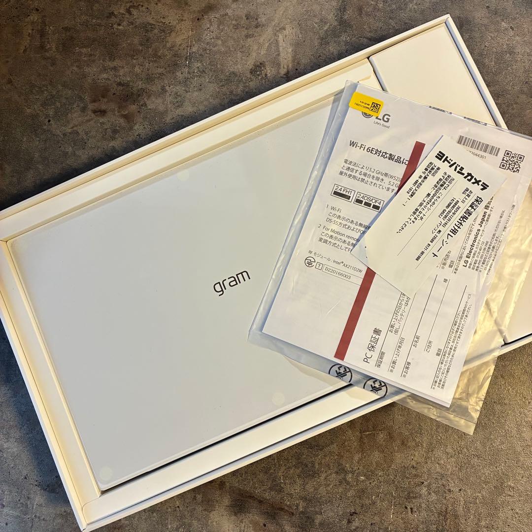【2月末まで/極美品/箱付き】LGgram 14インチi5/16GB/512