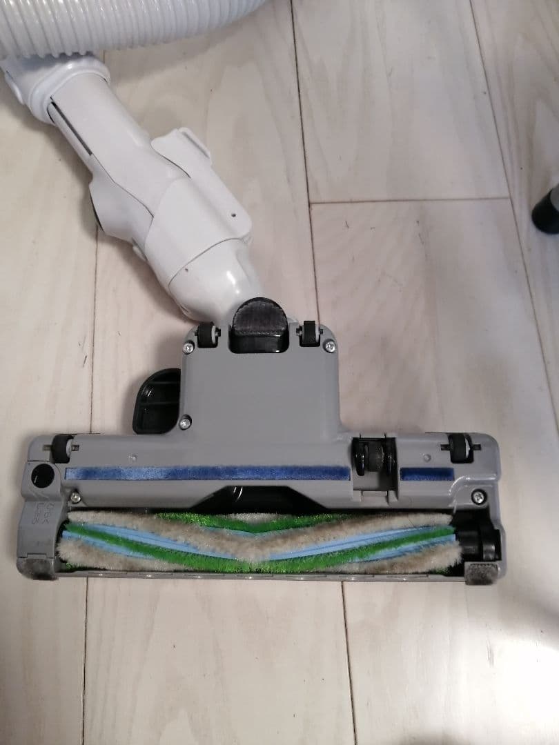 C*U様 美品PanasonicサイクロンクリーナーエアシスMC−JPX1-W2