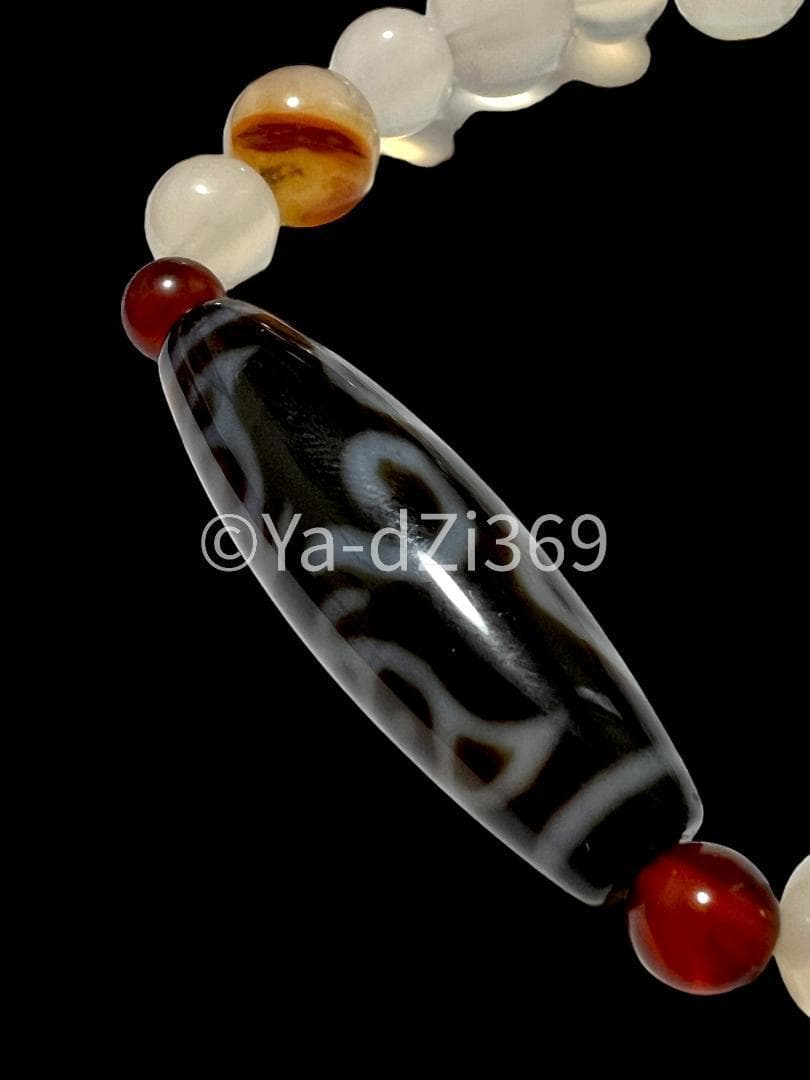 【入門用に如何でしょうか？】dZi ジービーズ 西蔵 天珠のブレスレット