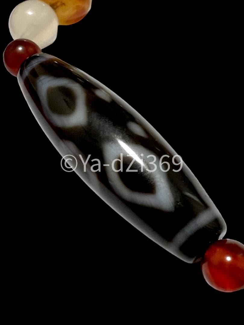 【入門用に如何でしょうか？】dZi ジービーズ 西蔵 天珠のブレスレット