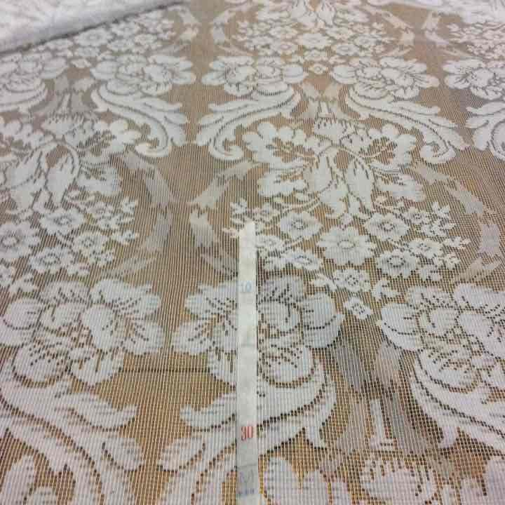 レース生地 20m６０cmほど
