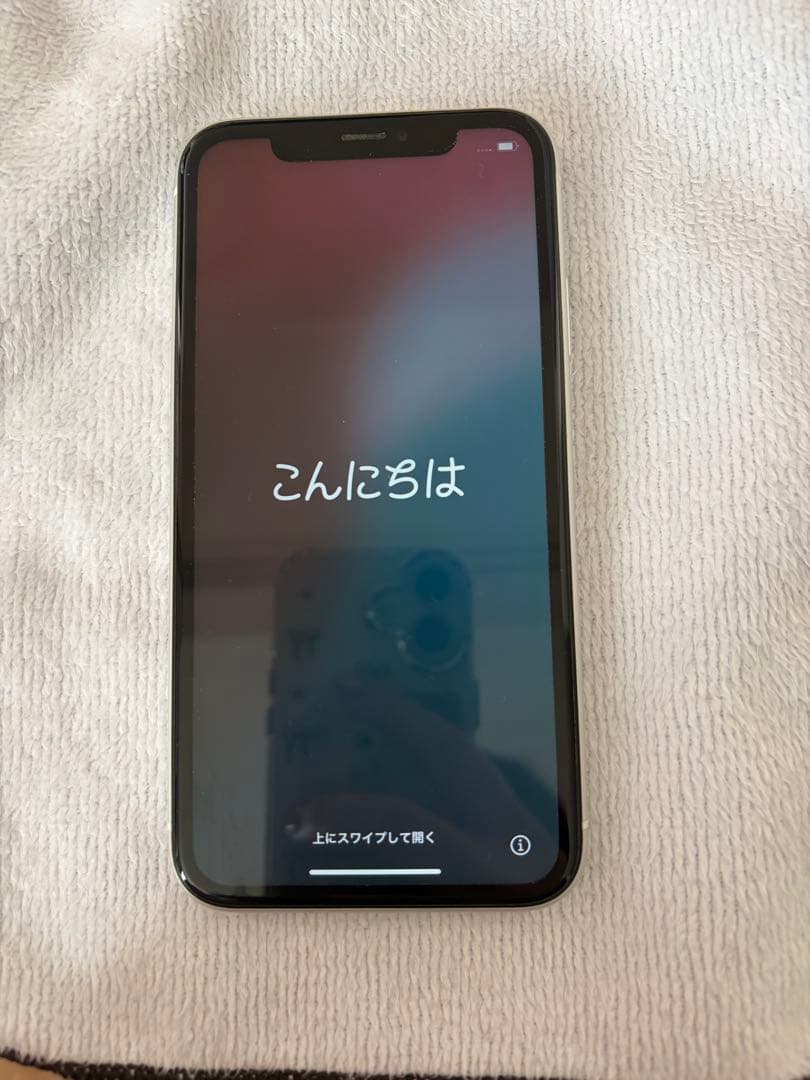 iPhone XR ホワイト　64GB