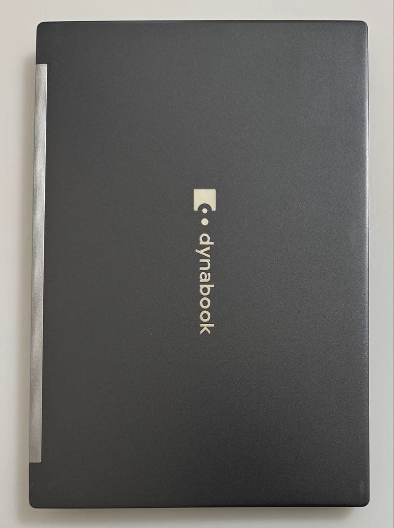 累積2169h 東芝 G83/HU 16GB 256GB Office 顔・指紋