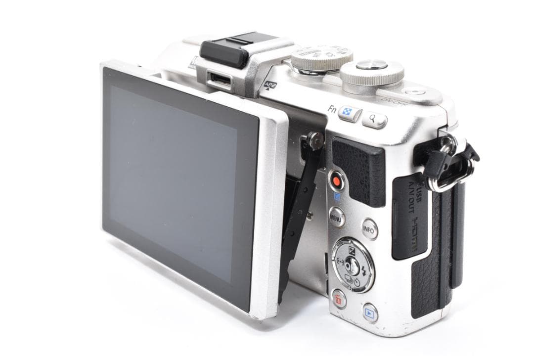 ■ 美品 ■ オリンパス　 OLYMPUS PEN Lite E-PL7 ボディ