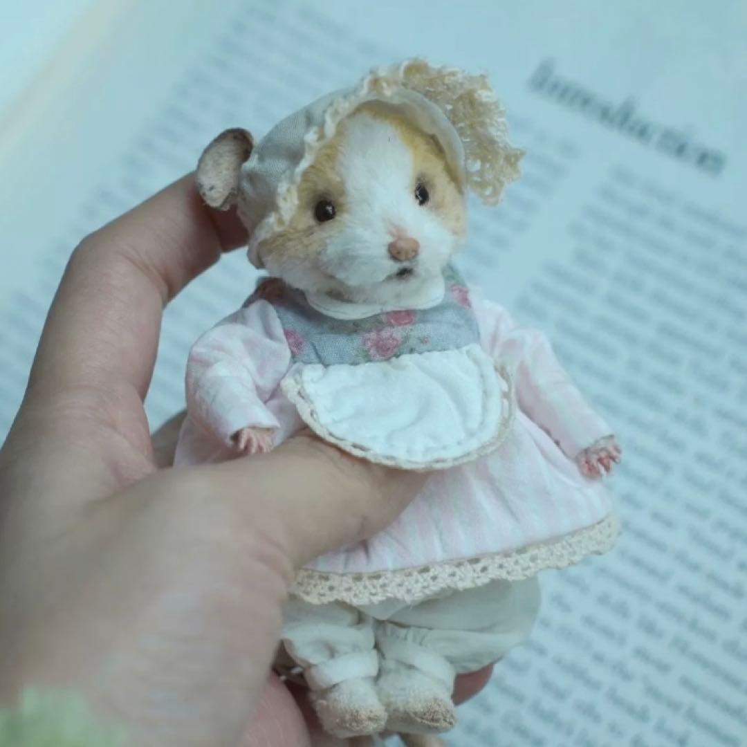優しさが溢れるネズミさん アーティストベア 海外作家様 ハンドメイド 鼠