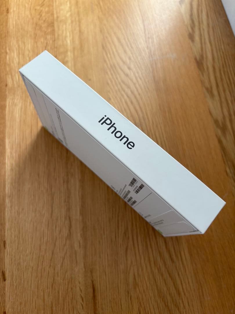 新品・未開封 Apple iPhone 16e ブラック 本体