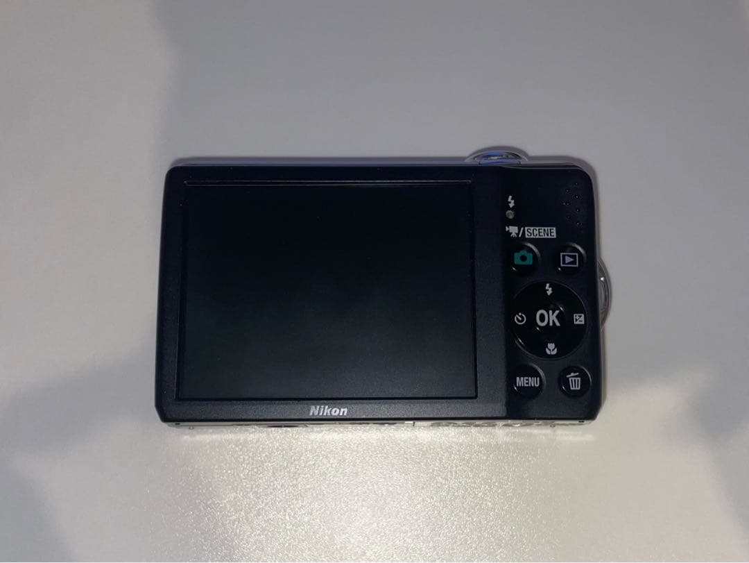 【通電確認済】Nikon COOLPIX L22 ジャンク