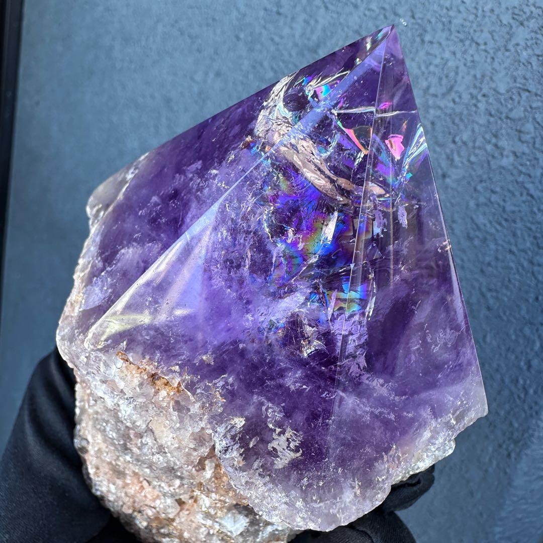 絶品☆極上の逸品❗️レインボー☆ボリビア産アメジストポイント パワー原石A1591