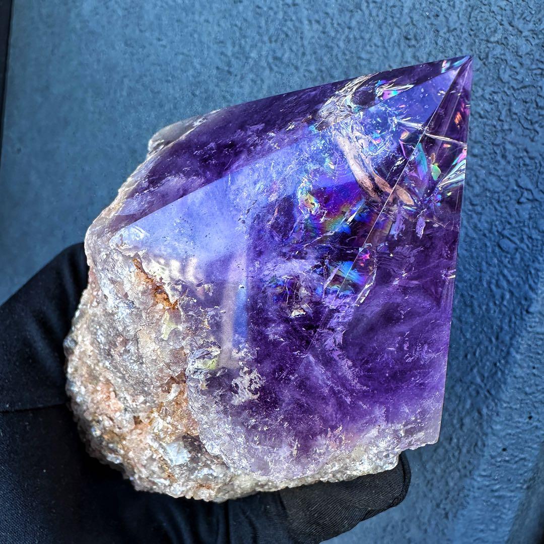 絶品☆極上の逸品❗️レインボー☆ボリビア産アメジストポイント パワー原石A1591