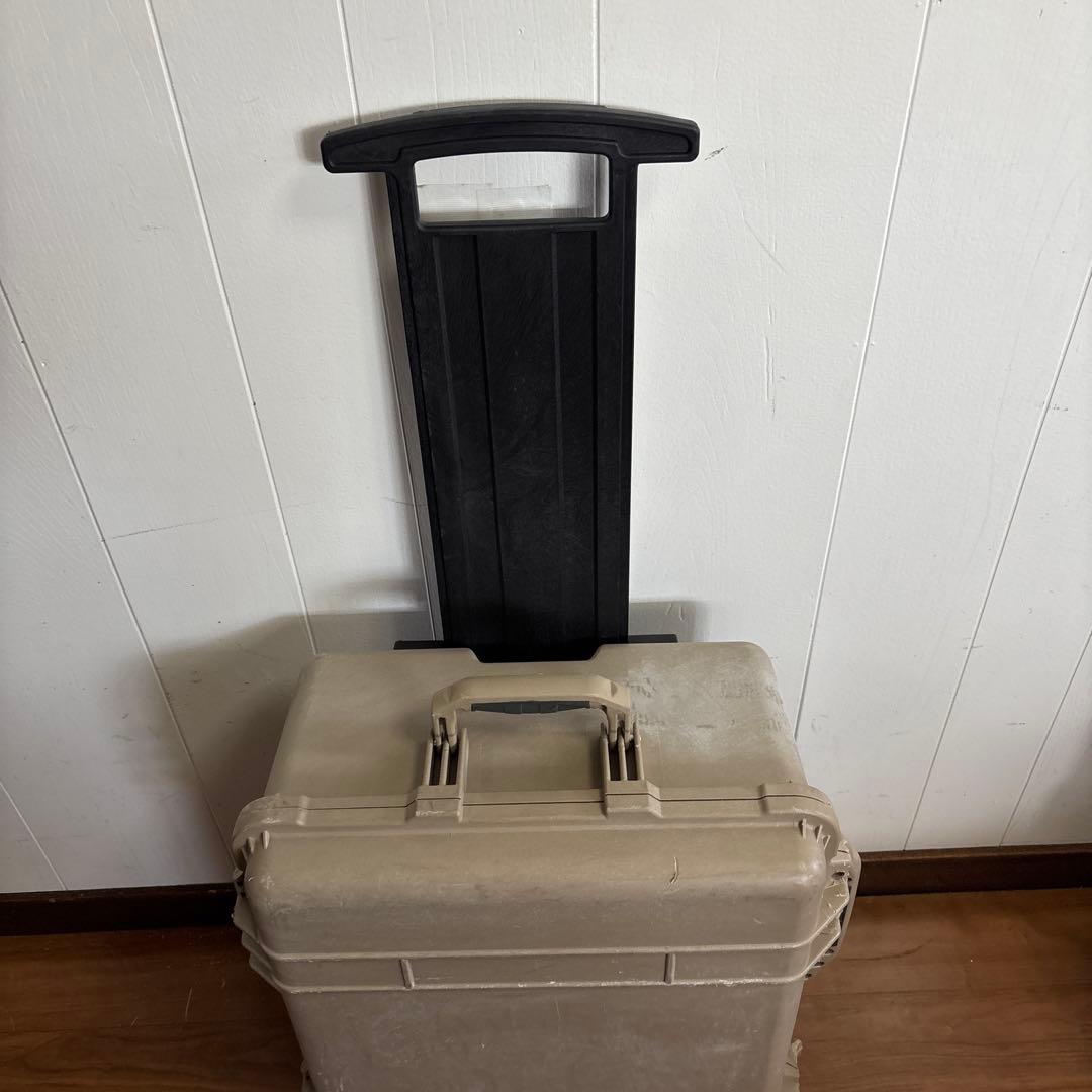 米軍放出品　PELICAN CASE ペリカンケース 送料無料　①