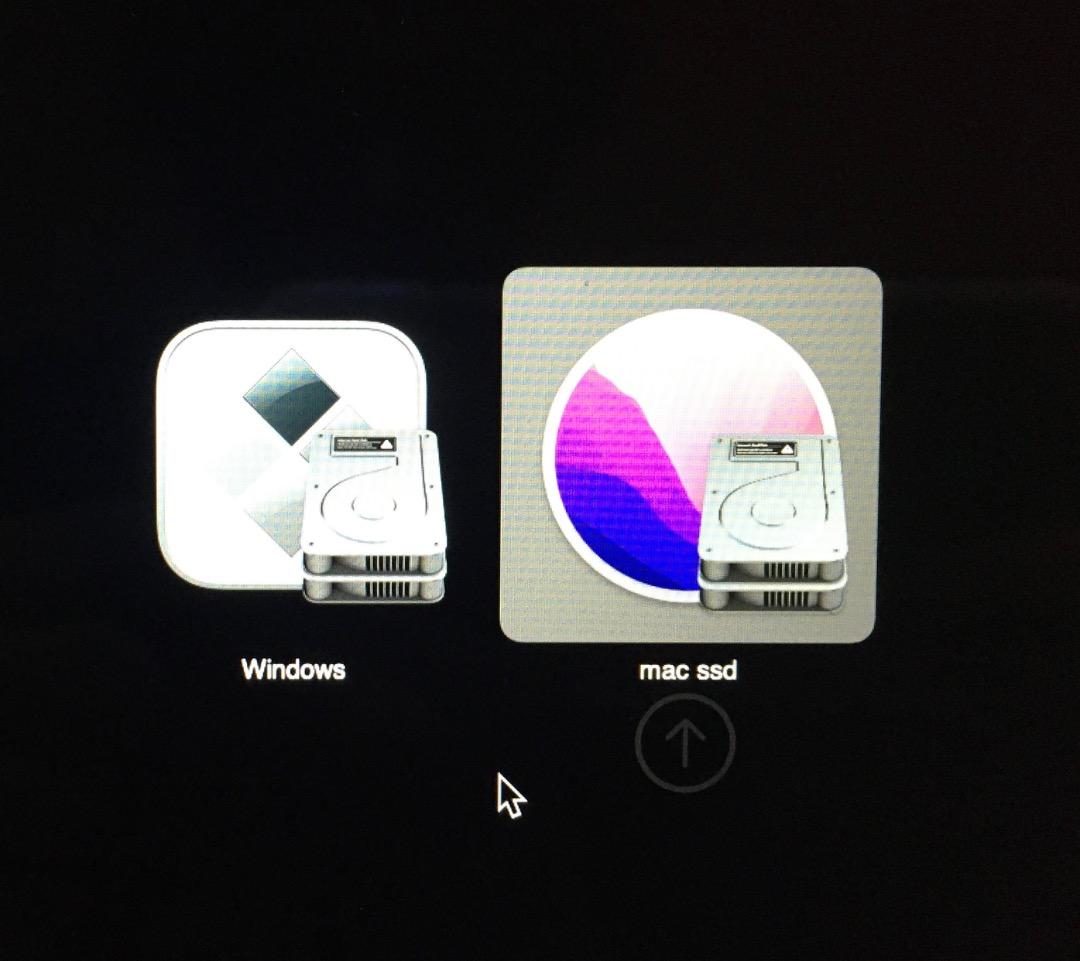 Apple MacBook 2015 8GB 250GB WIN11 化粧箱AC