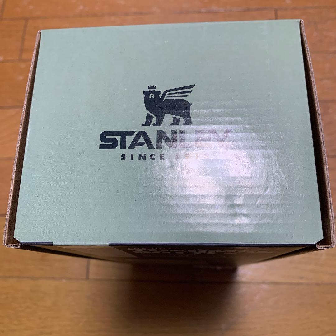 新品⭐︎未使用⭐︎STANLEY THERMAL BOTTLE 0.6L グリーン