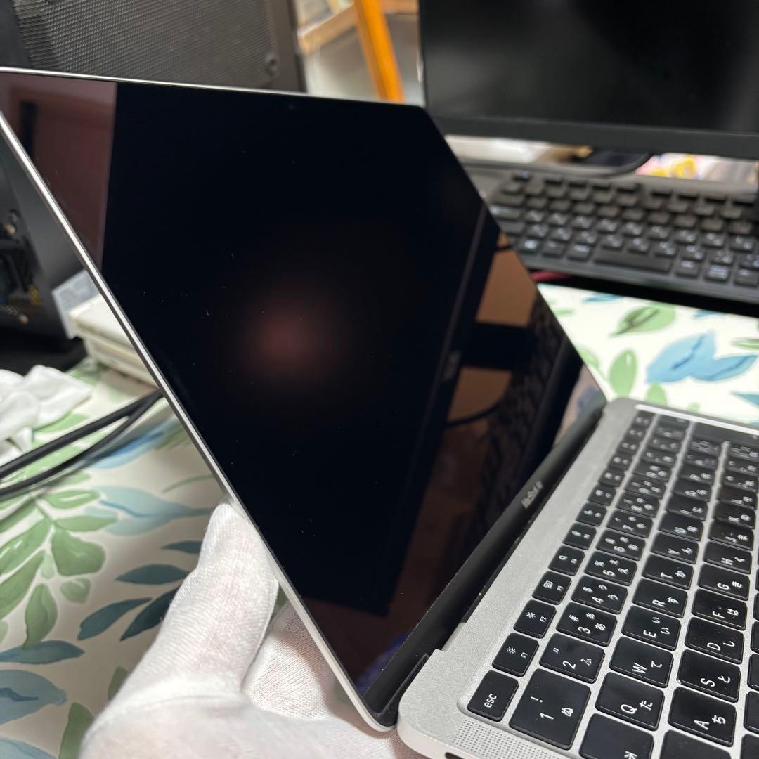 MacBook本体 MacBook Air 2020 (512GB SSD / 8GB RAM)
