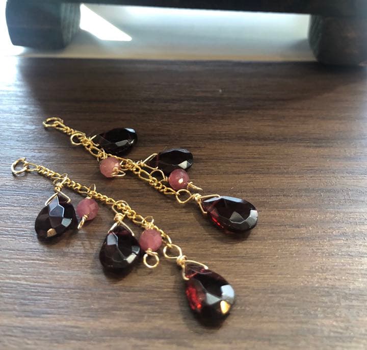 天然石ガーネットとピンクトルマリンピアスチャーム☆