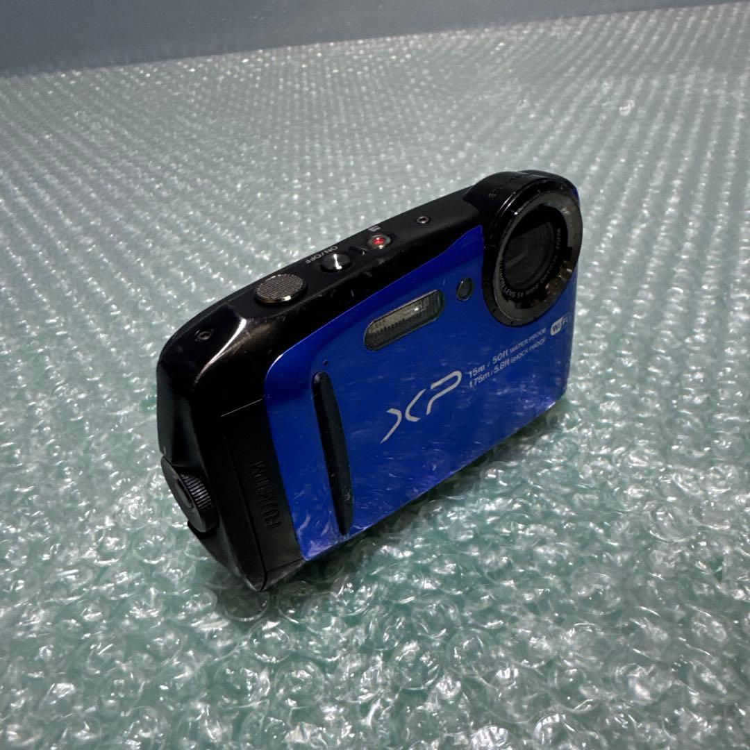 Finepix xp90 デジカメ