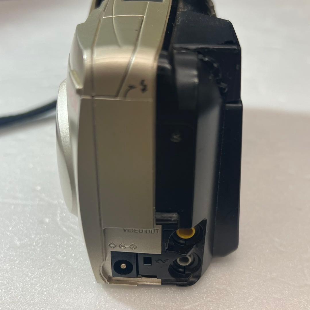 【OLYMPUS/オリンパス】C-990 デジタルカメラ　通電確認済