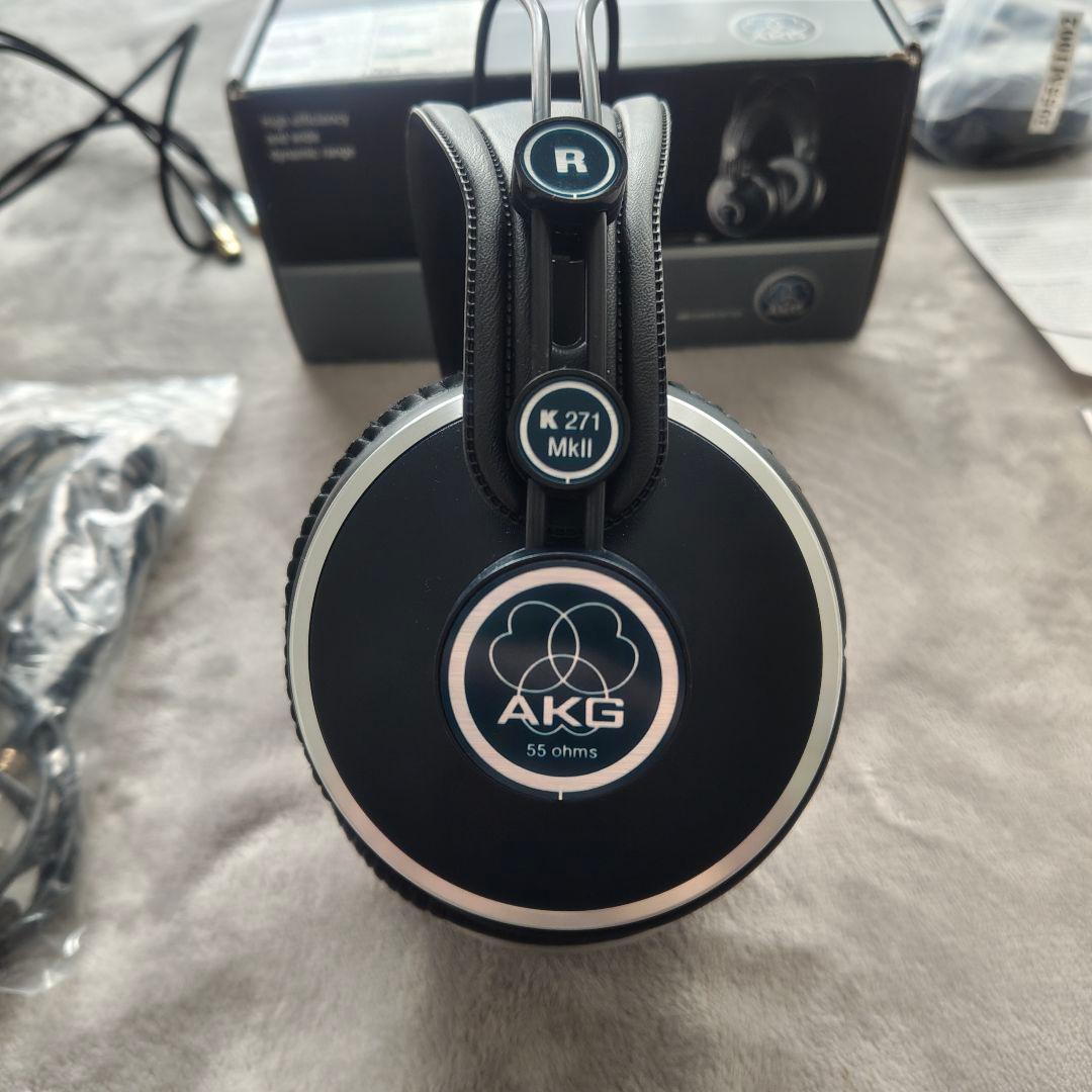 美品 AKG K271 MKII モニターヘッドホン K271MK2 おまけ付
