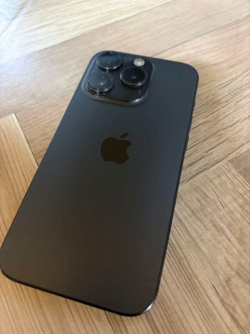 iPhone 15 Pro 128GB ブラックチタニウム