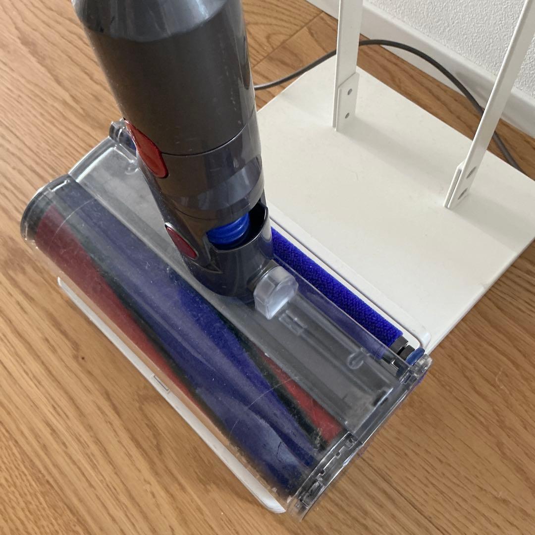 Dyson V10 コードレスクリーナー　SV12 タワーのスタンド付き