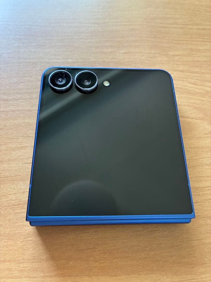 美品SIMフリー Galaxy Z Flip7 SC-55F 512GB 国内版