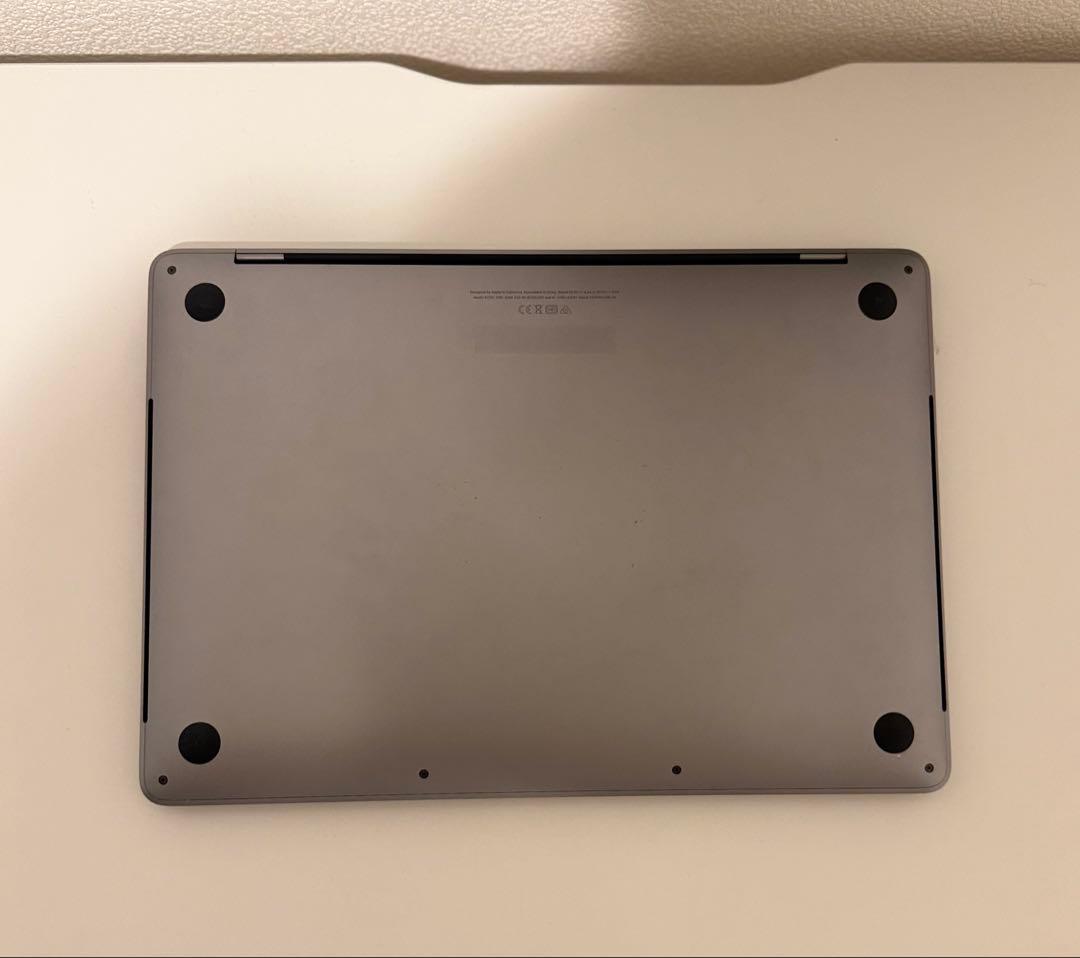 Macbook Pro 2020 13インチ windows 11 pro