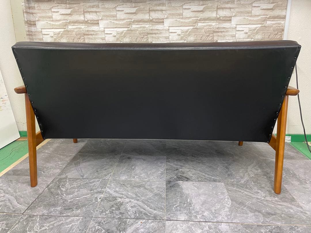 カリモク60 Ｋチェア ２シーター ブラック