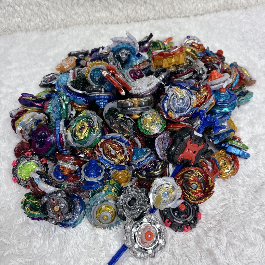 ベイブレードバースト 計169点 引退品 まとめ DB DU GT 付属品 大量