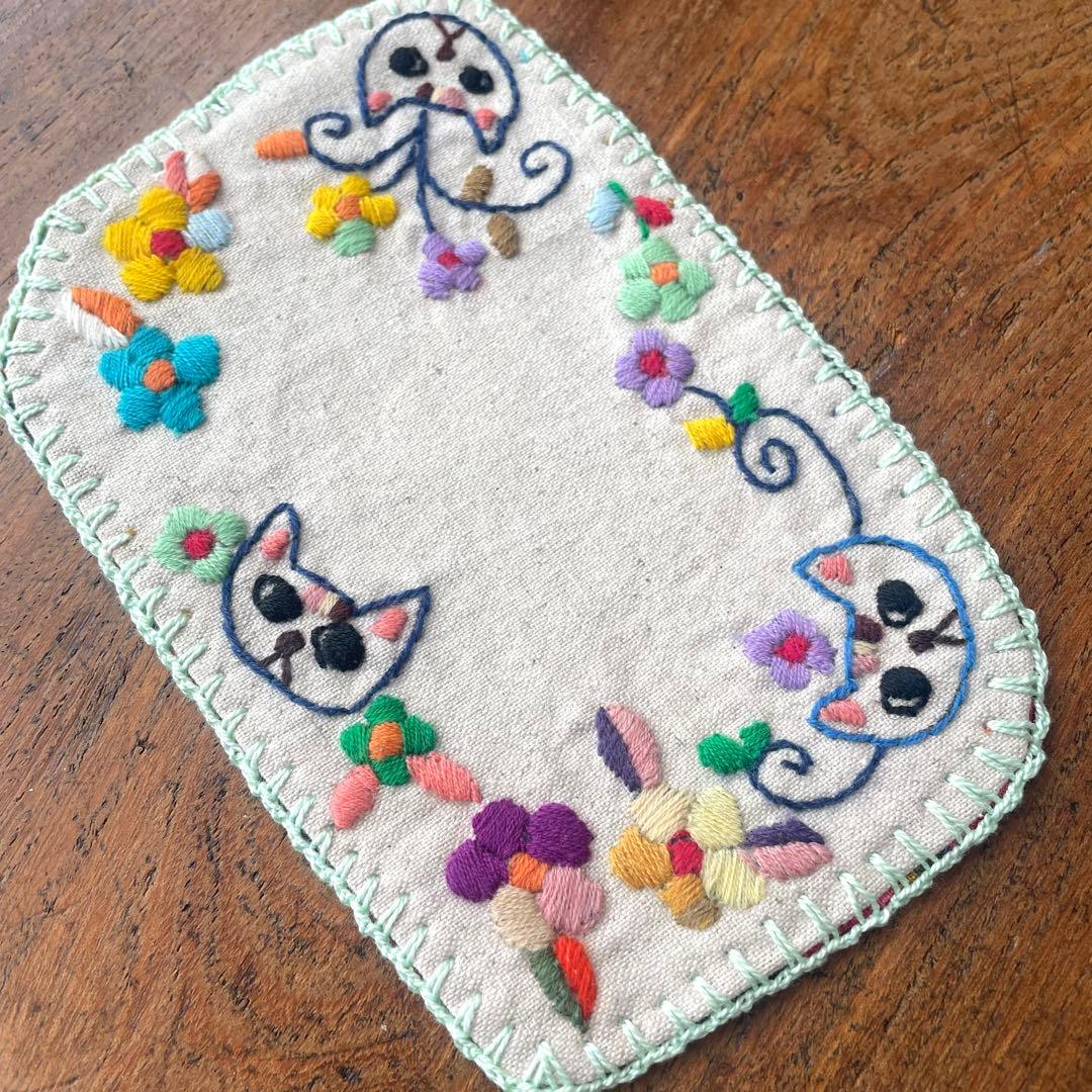【 La Renaissance 】猫と花の温活セット 刺繍マット