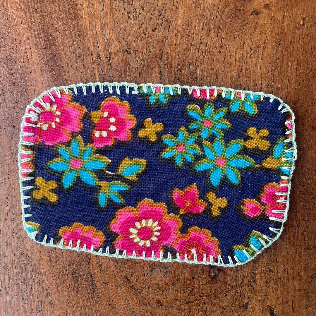 【 La Renaissance 】猫と花の温活セット 刺繍マット