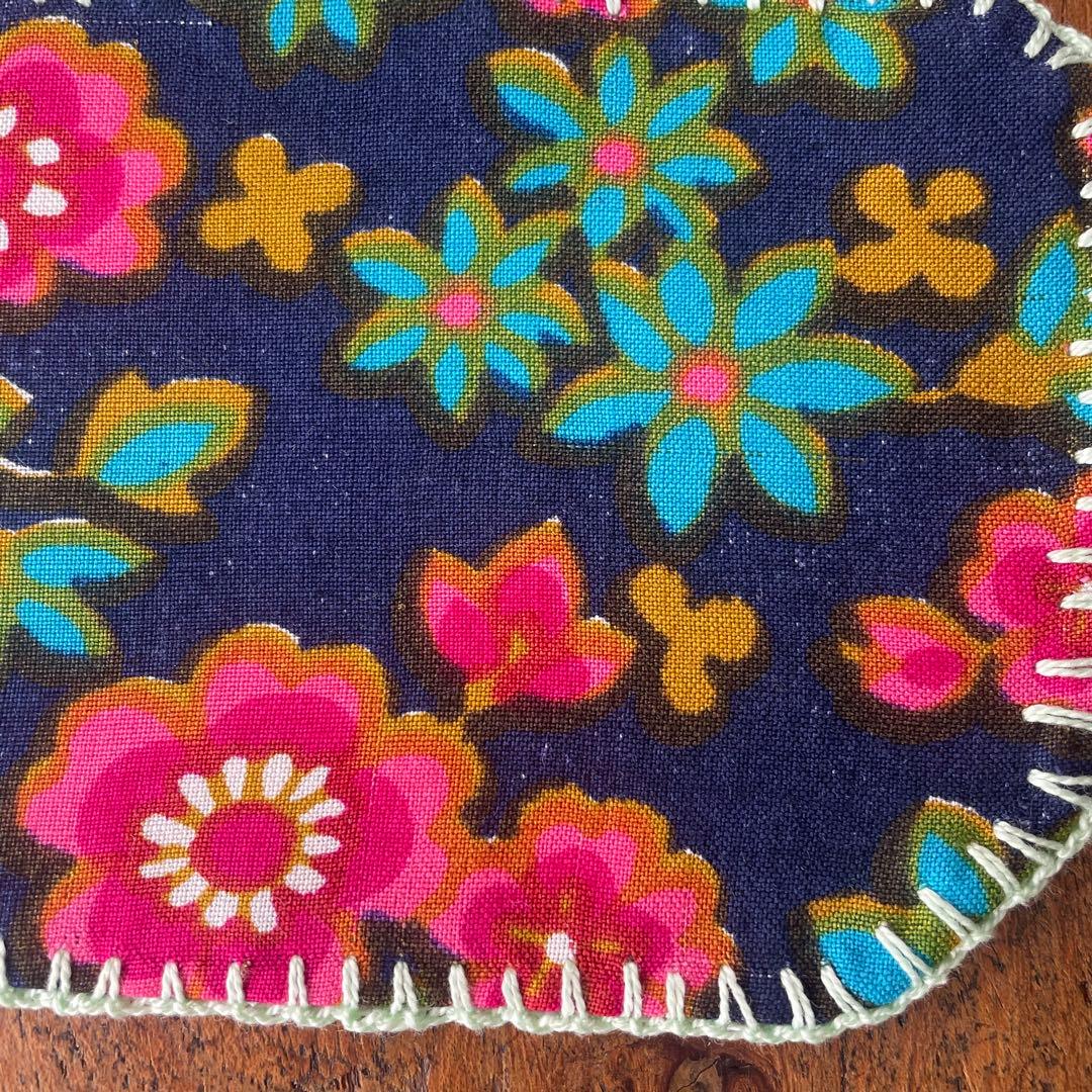 【 La Renaissance 】猫と花の温活セット 刺繍マット