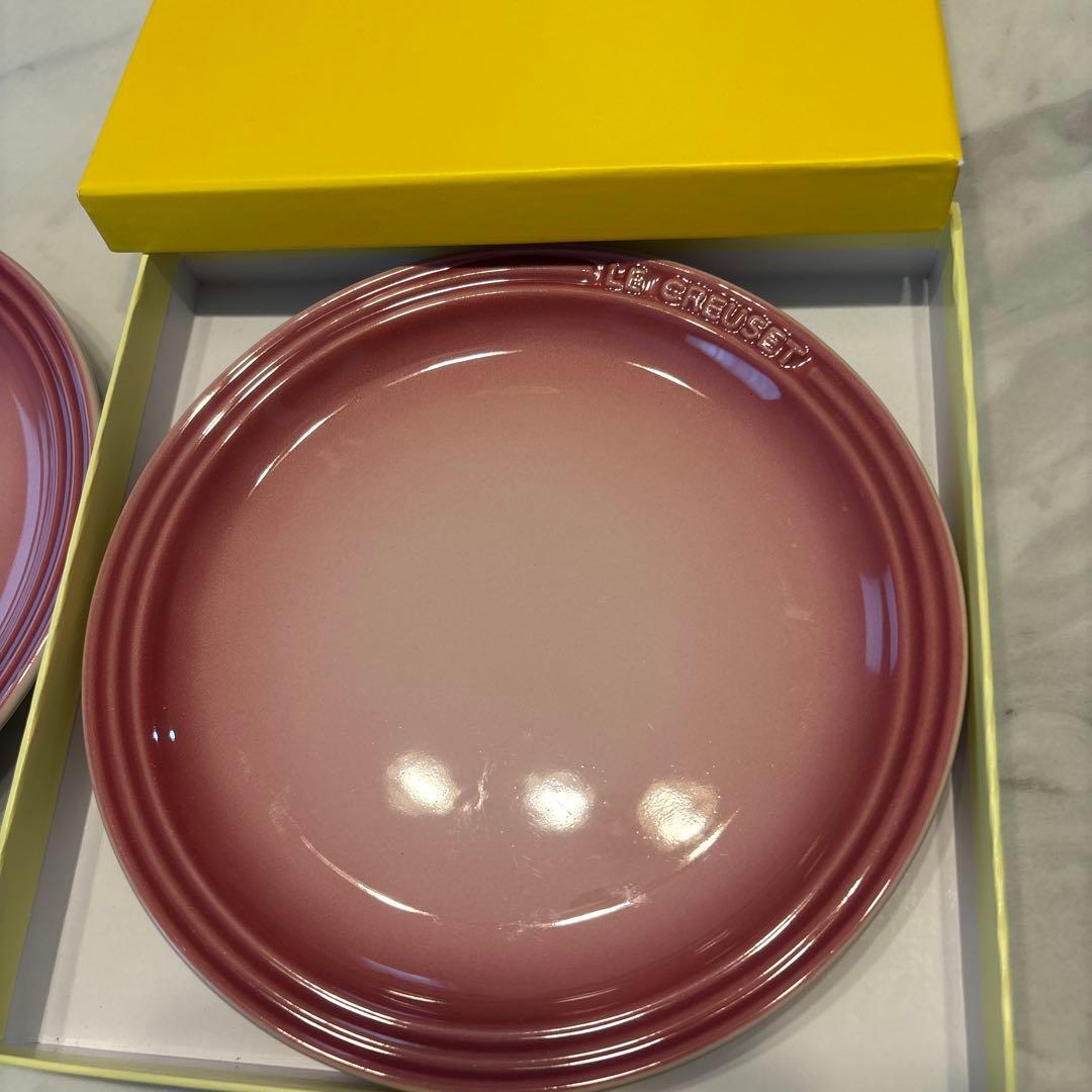 LE CREUSET ル・クルーゼ　ピンク 食器セット 2枚入り