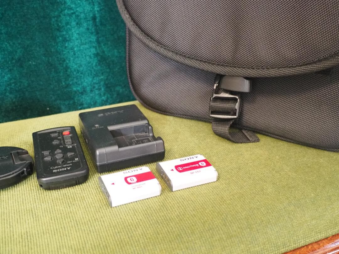 ソニー　サイバーショット　DSC-H50