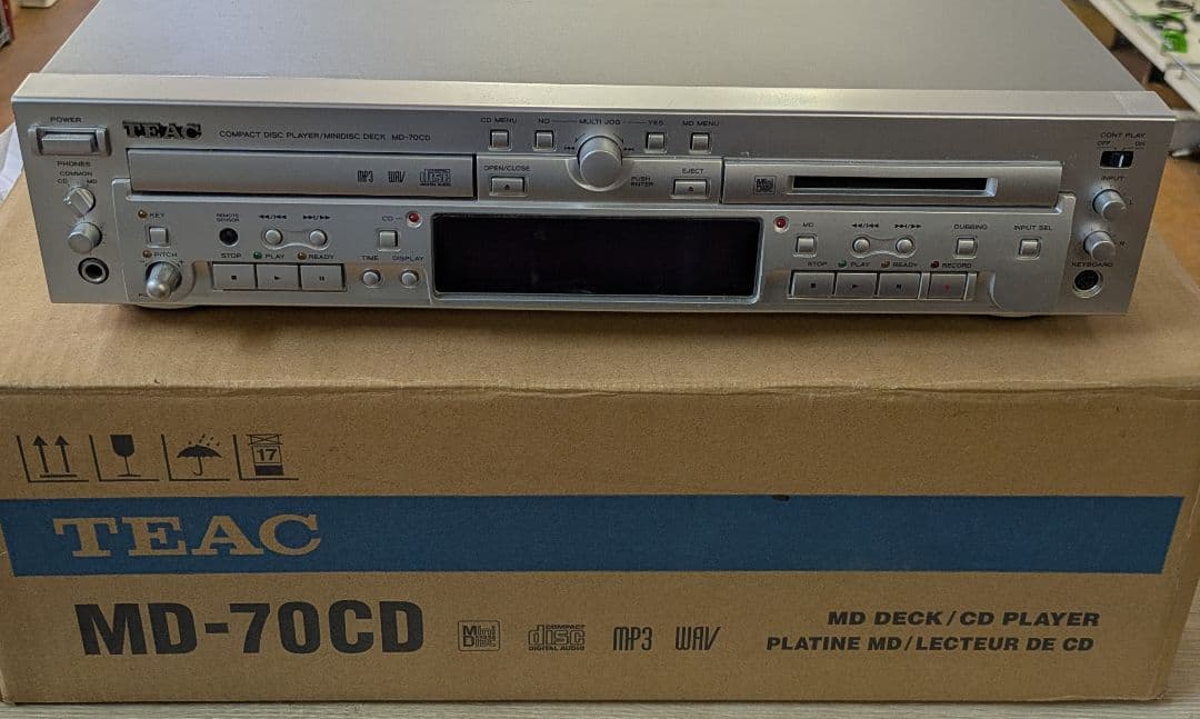 希少 TEAC MD-70CD MDデッキ/CDプレーヤー