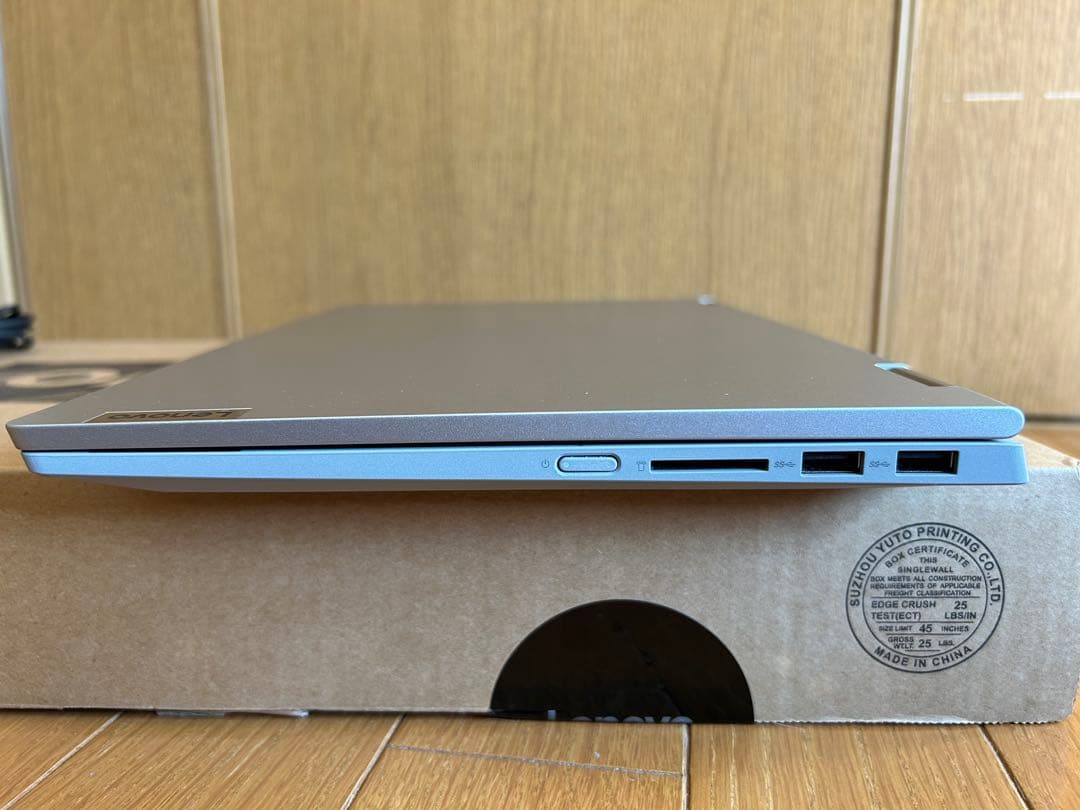 【バッテリ89%】Lenovo Flex 550i/ i5/512GB/ペン付