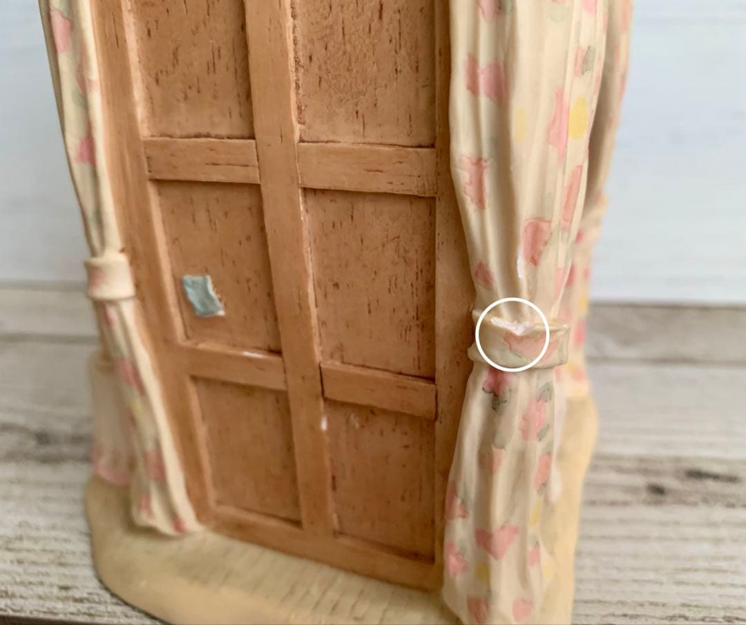 ブランブリーヘッジ プリムローズの天蓋付きベッド ボーダーファインアーツ