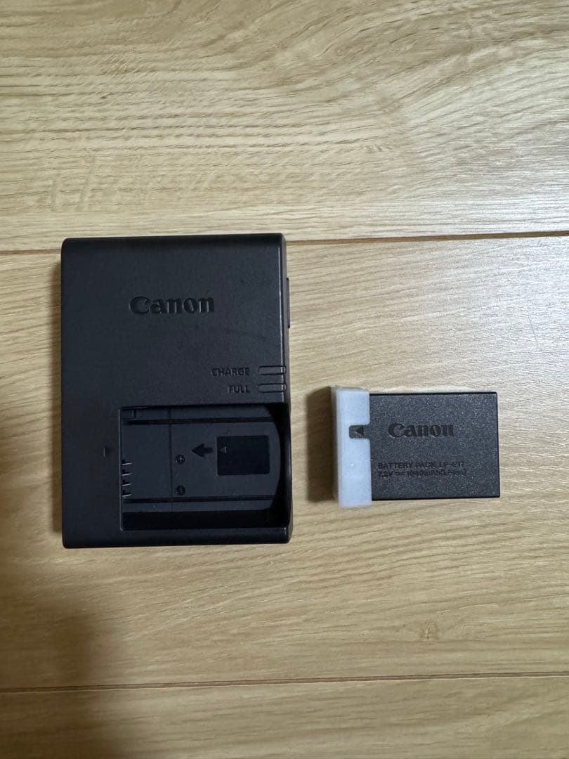 Canon EOS Kiss X10 デジタル一眼レフカメラ