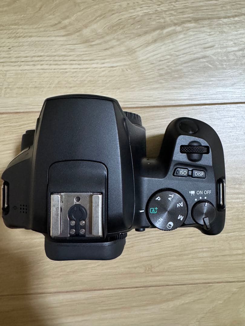 Canon EOS Kiss X10 デジタル一眼レフカメラ