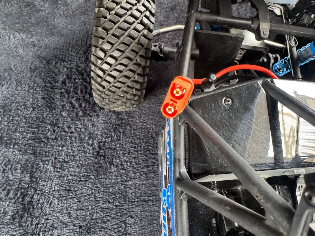 ホビーラジコン axial RR10 bomber RC