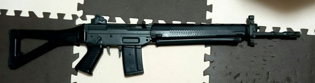 東京マルイ?　SIG 550?551? 電動ガン