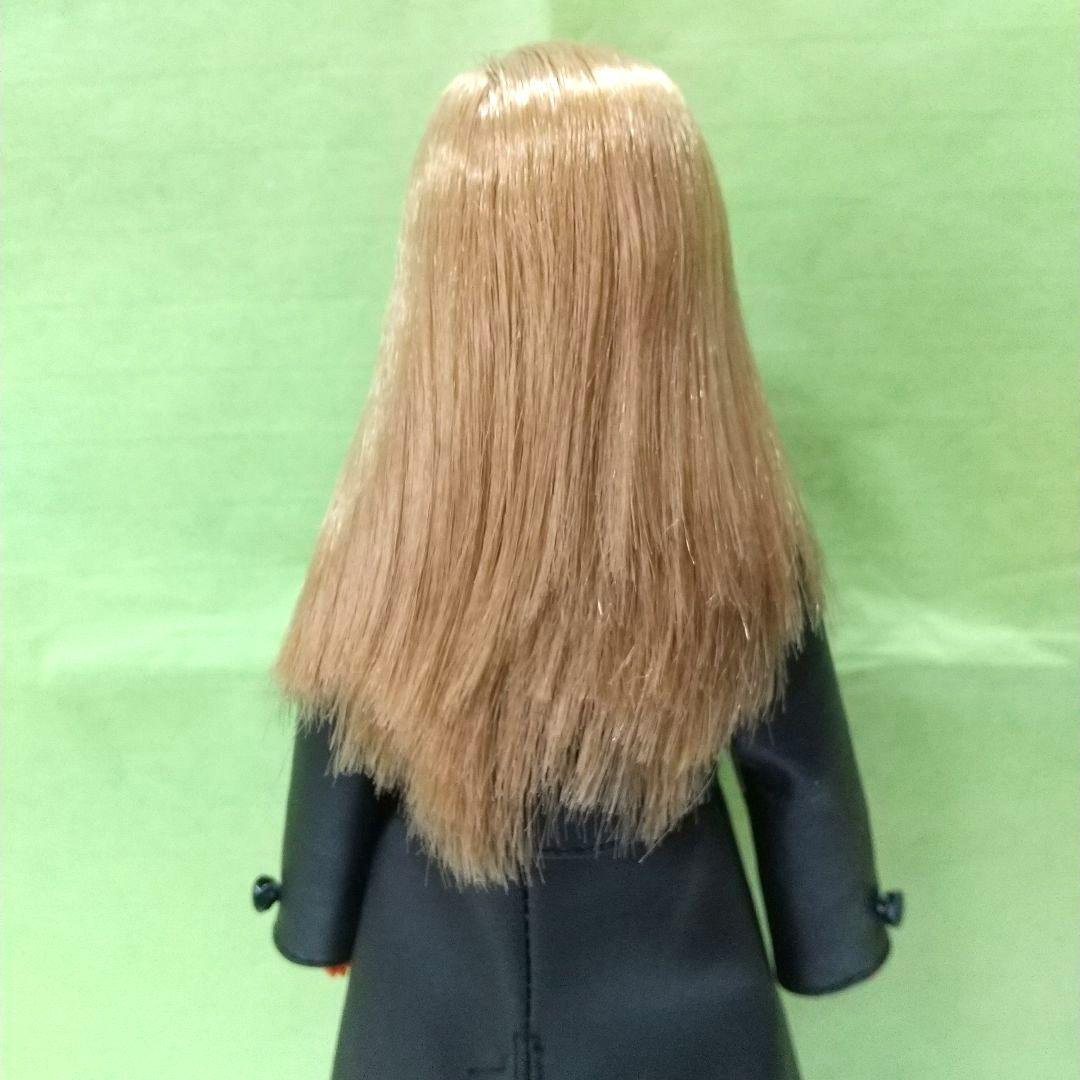 ジェニー  ジェニーフレンド  ローラ