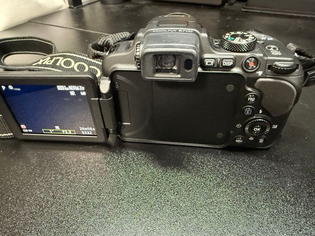 美品　Nikon COOLPIX B700 ブラック / 60倍ズーム