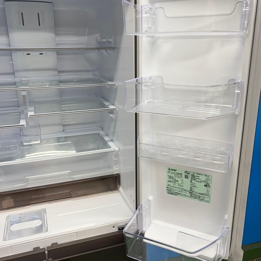 821 使用回数0 新古品　モデルルーム展示品　極美品　家庭用　大型冷蔵庫　保証