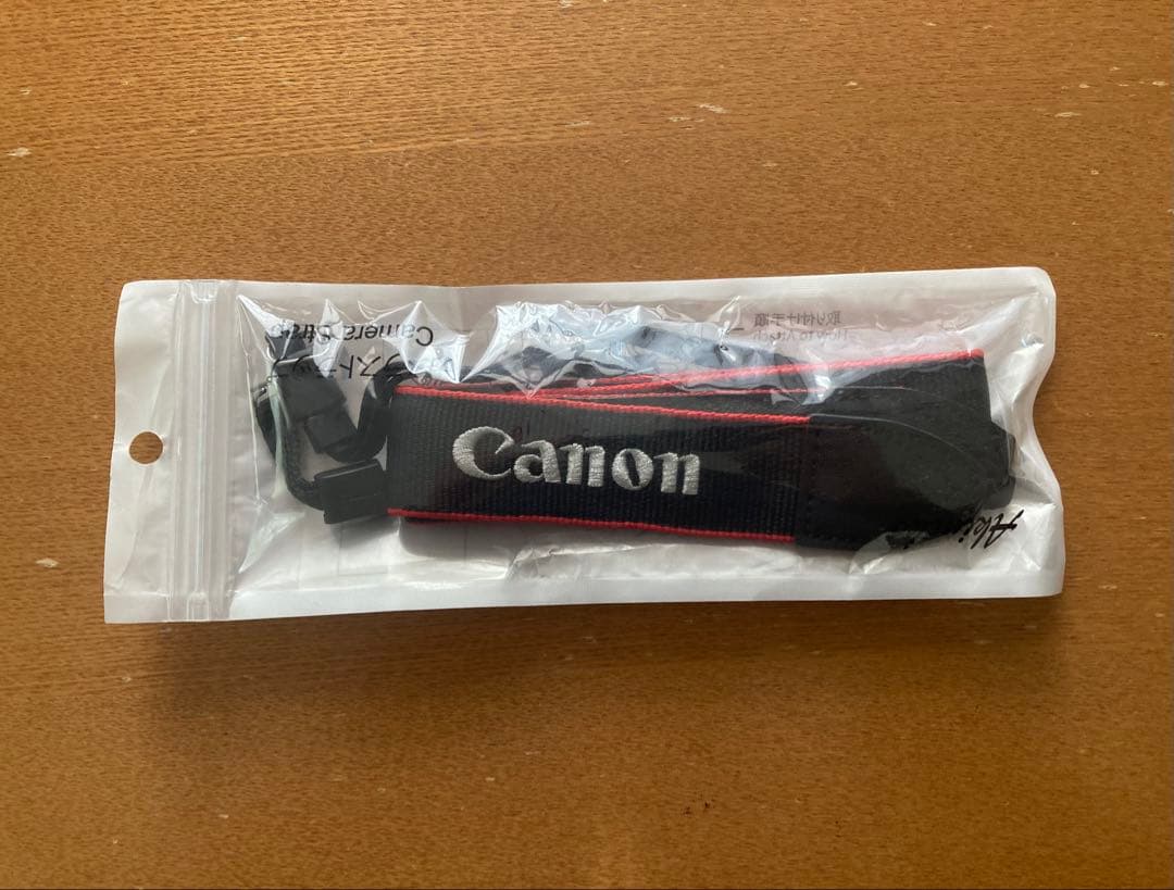 【Canon】ミラーレス一眼カメラEOS M6 レンズキットEF-M15-45