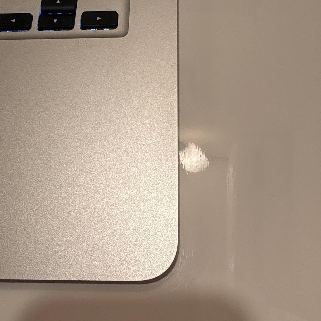 MacBook Air (13-inch, 2017) 本体　充電ケーブル