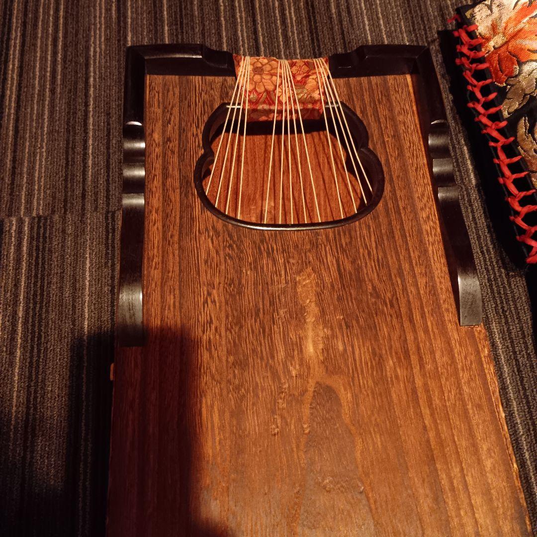 【引取限定】琴 13弦 蒔絵装飾 2面セット 替え糸付き 和楽器 箏 引取歓迎