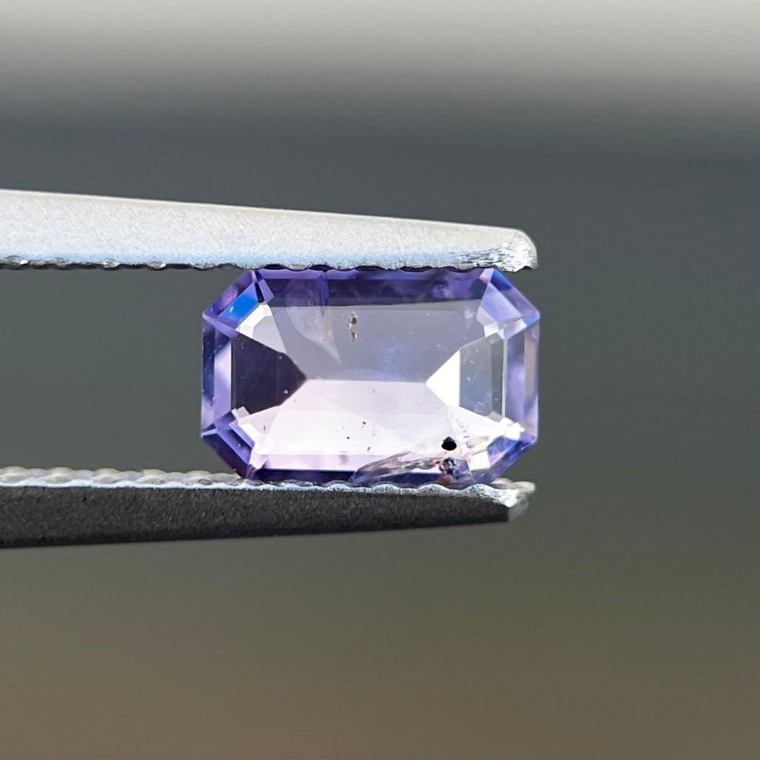 スリランカ産非加熱天然パープルサファイア